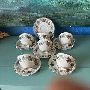 Royal Doulton Camelot Set of 6 Cups & Saucers Floral Teacup and Saucer Setl